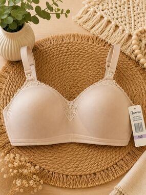 NWT Glamour Nursing Peggy Maternity Bra 36D Beige Wire-Free Lace Nursing Bra